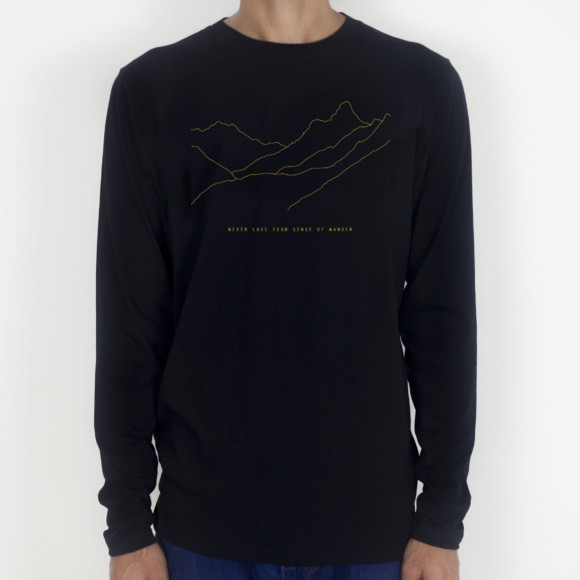 Travel long sleeve / Black Travel long sleeve / Black